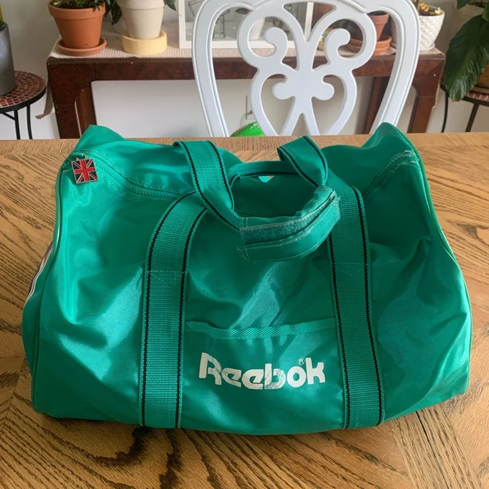 RARE Reebok Union Jack 🇬🇧 duffle cross body bag - Picture 2 of 5